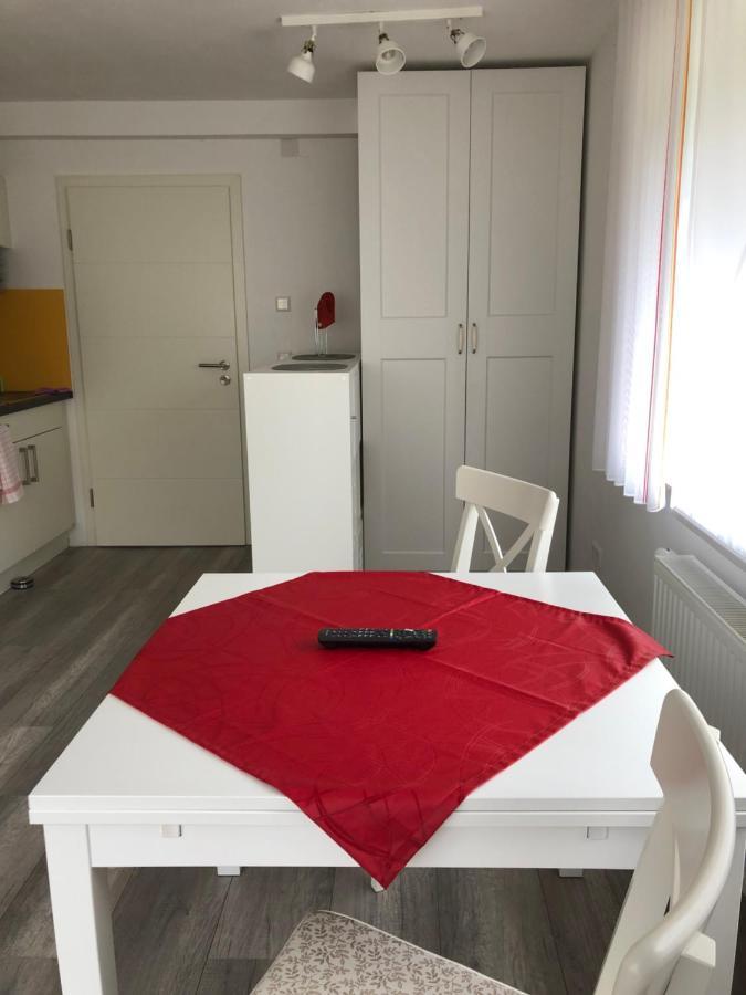 Apartmentvermietung Ingrid Bolkart - Voehlino 2 Illertissen Dış mekan fotoğraf