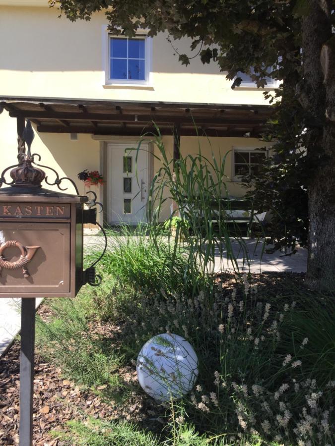 Apartmentvermietung Ingrid Bolkart - Voehlino 2 Illertissen Dış mekan fotoğraf
